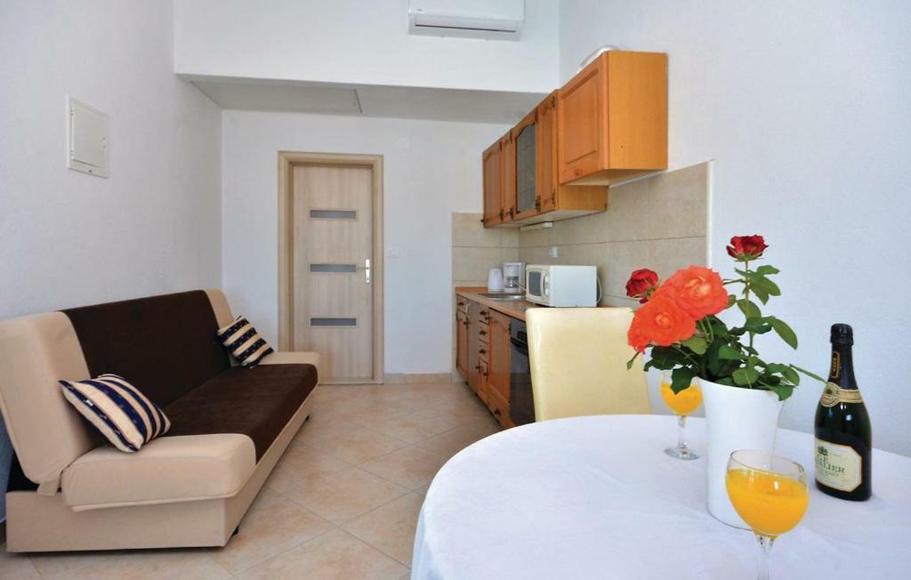 Studio Apartman Podstrana Buitenkant foto
